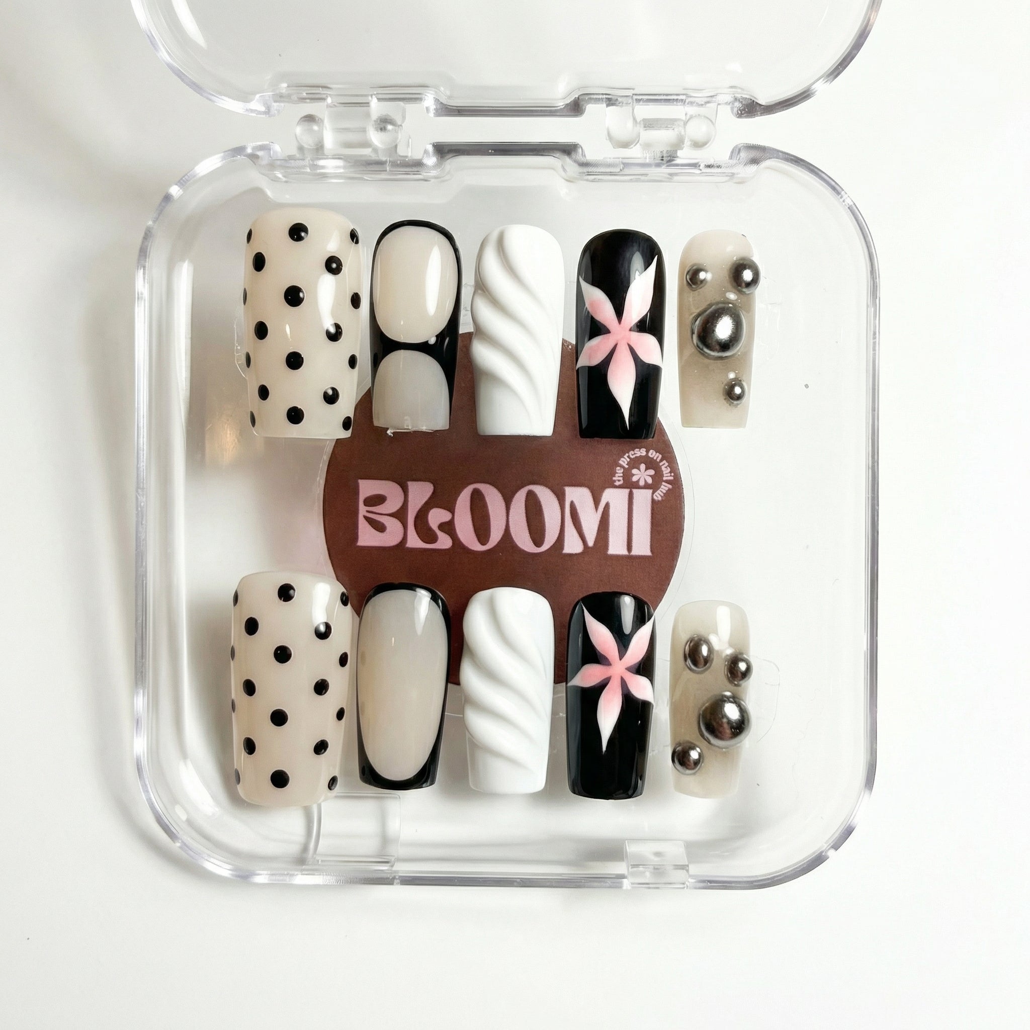 Black & Bloom